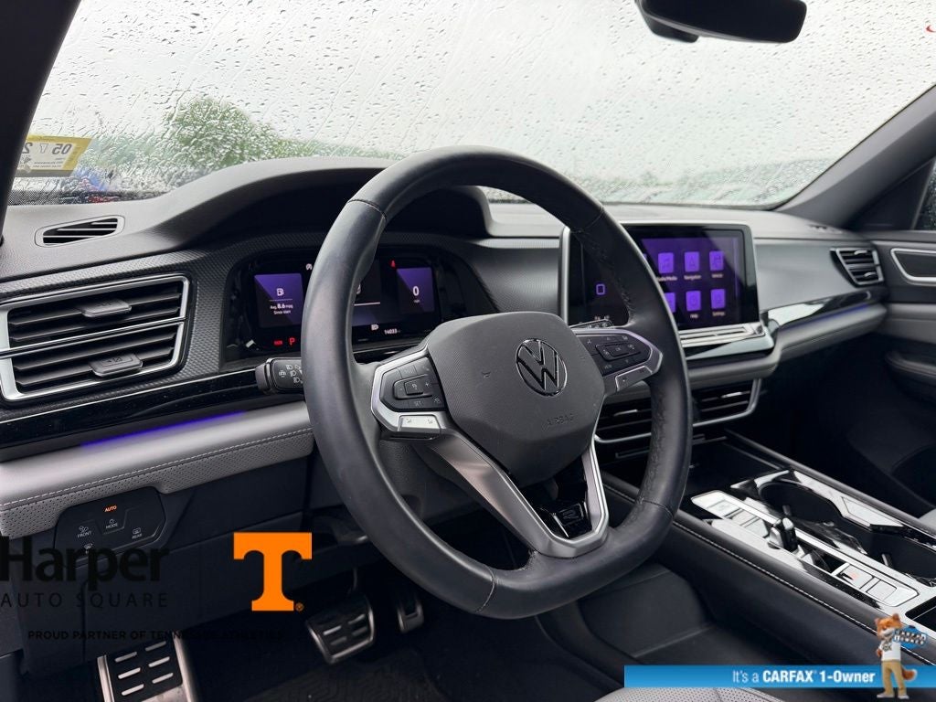 2025 Volkswagen Atlas Cross Sport 2.0T SEL R-Line Black