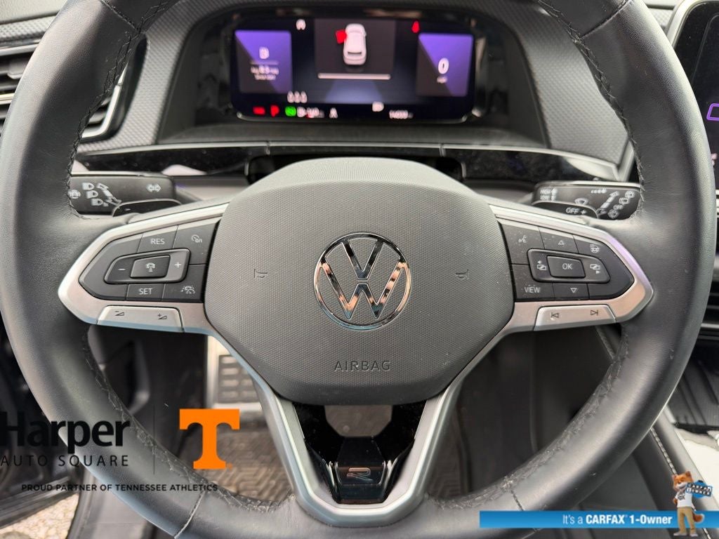 2025 Volkswagen Atlas Cross Sport 2.0T SEL R-Line Black