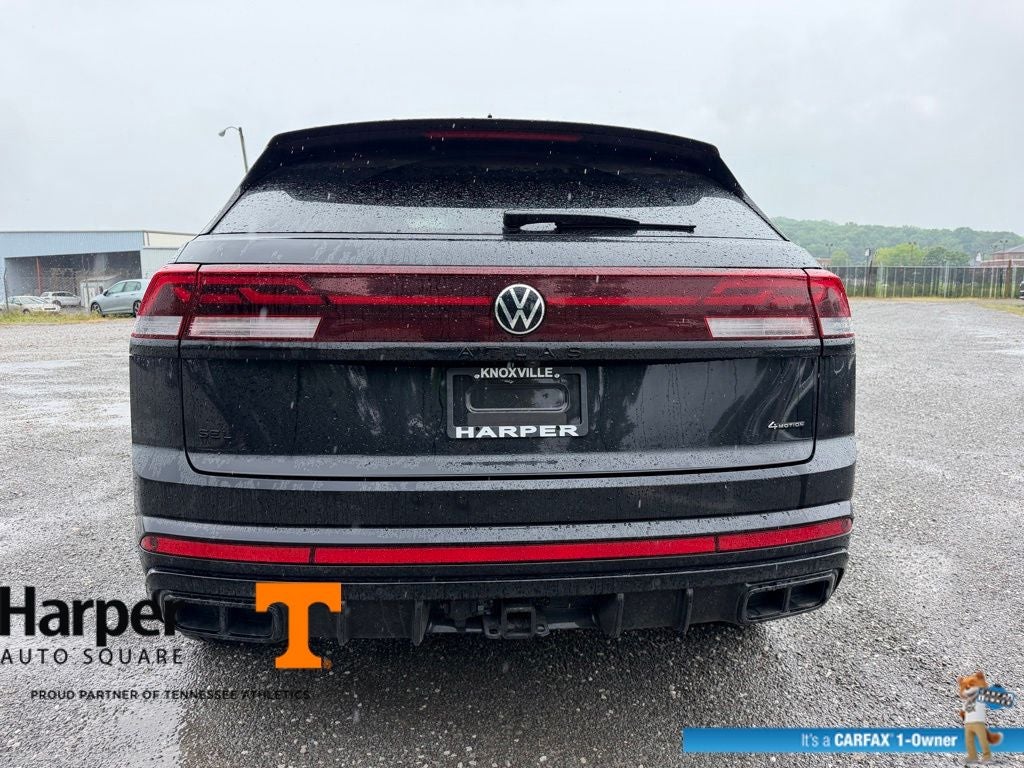 2025 Volkswagen Atlas Cross Sport 2.0T SEL R-Line Black