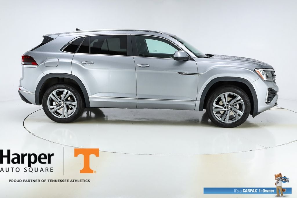 2024 Volkswagen Atlas Cross Sport 2.0T SEL R-Line