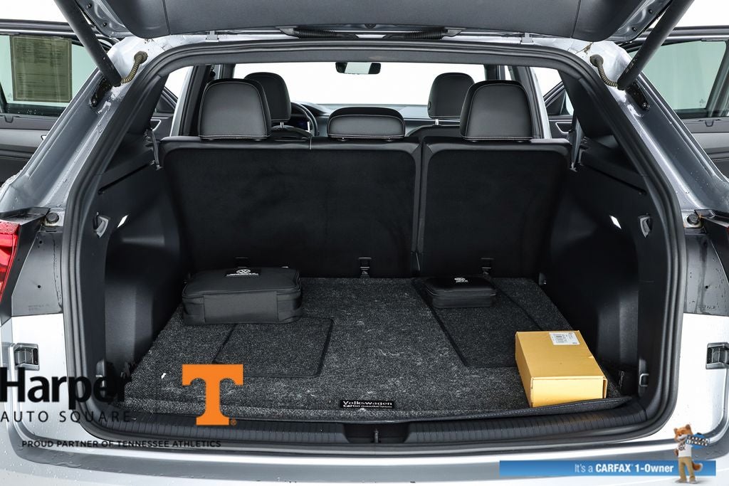 2024 Volkswagen Atlas Cross Sport 2.0T SEL R-Line
