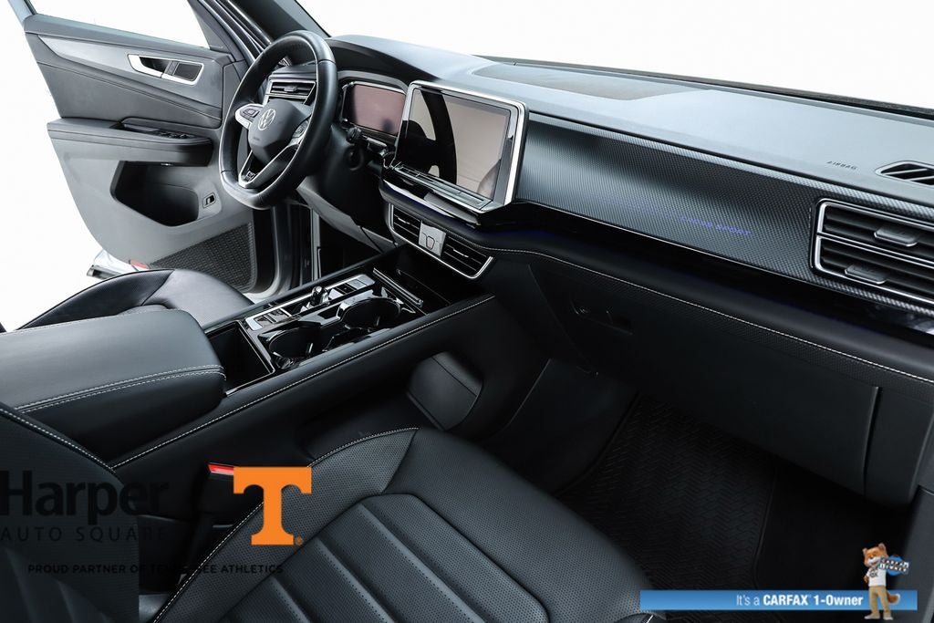 2024 Volkswagen Atlas Cross Sport 2.0T SEL R-Line