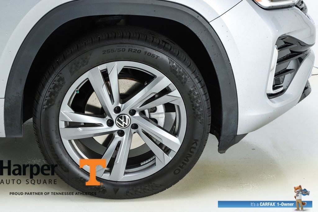 2024 Volkswagen Atlas Cross Sport 2.0T SEL R-Line