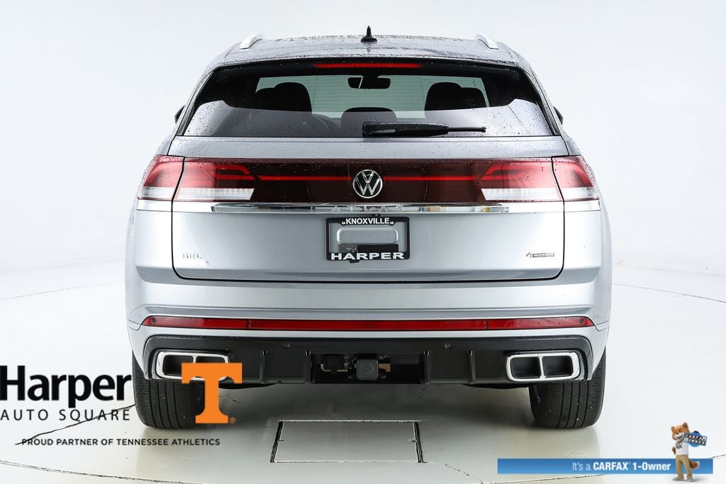 2024 Volkswagen Atlas Cross Sport 2.0T SEL R-Line