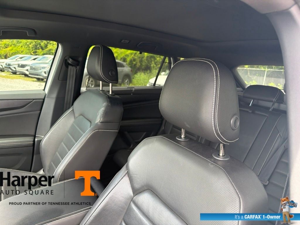 2024 Volkswagen Atlas Cross Sport 2.0T SEL R-Line