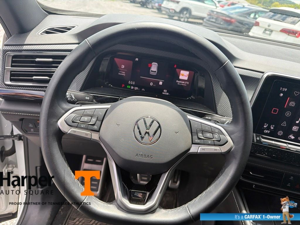 2024 Volkswagen Atlas Cross Sport 2.0T SEL R-Line