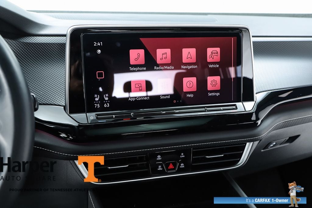 2024 Volkswagen Atlas Cross Sport 2.0T SEL R-Line