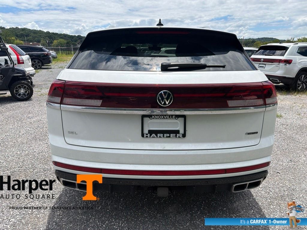 2024 Volkswagen Atlas Cross Sport 2.0T SEL R-Line
