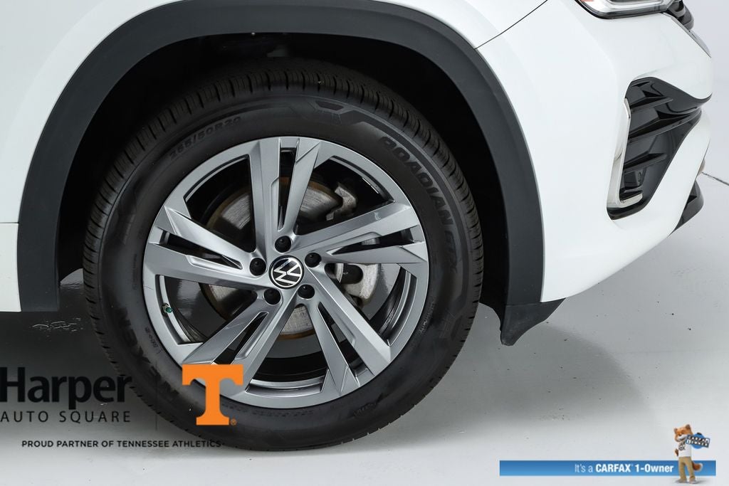 2024 Volkswagen Atlas Cross Sport 2.0T SEL R-Line