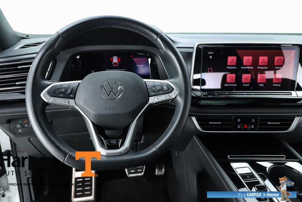 2024 Volkswagen Atlas Cross Sport 2.0T SEL R-Line