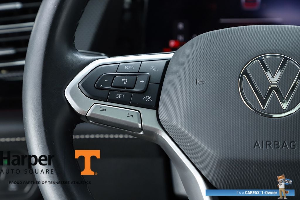 2024 Volkswagen Atlas Cross Sport 2.0T SEL R-Line