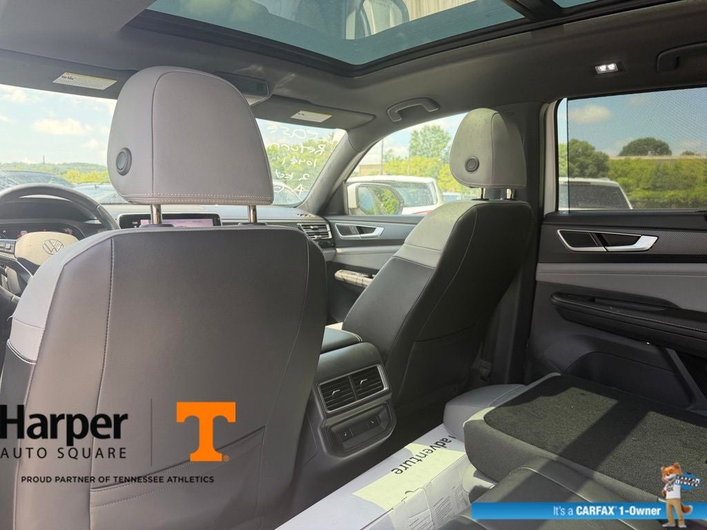 2024 Volkswagen Atlas Cross Sport 2.0T SEL R-Line