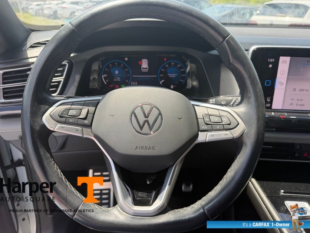 2024 Volkswagen Atlas Cross Sport 2.0T SEL R-Line