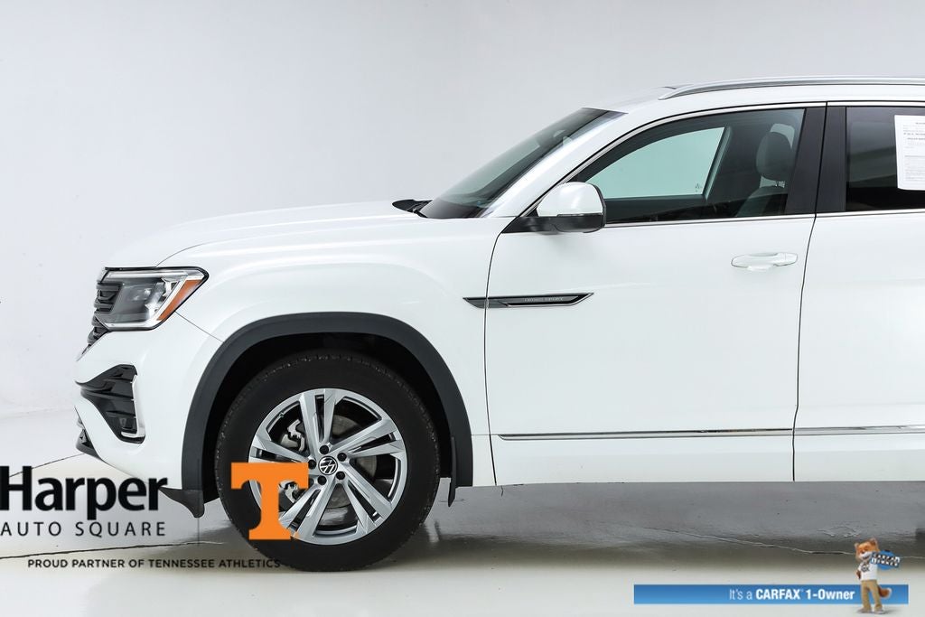 2024 Volkswagen Atlas Cross Sport 2.0T SEL R-Line