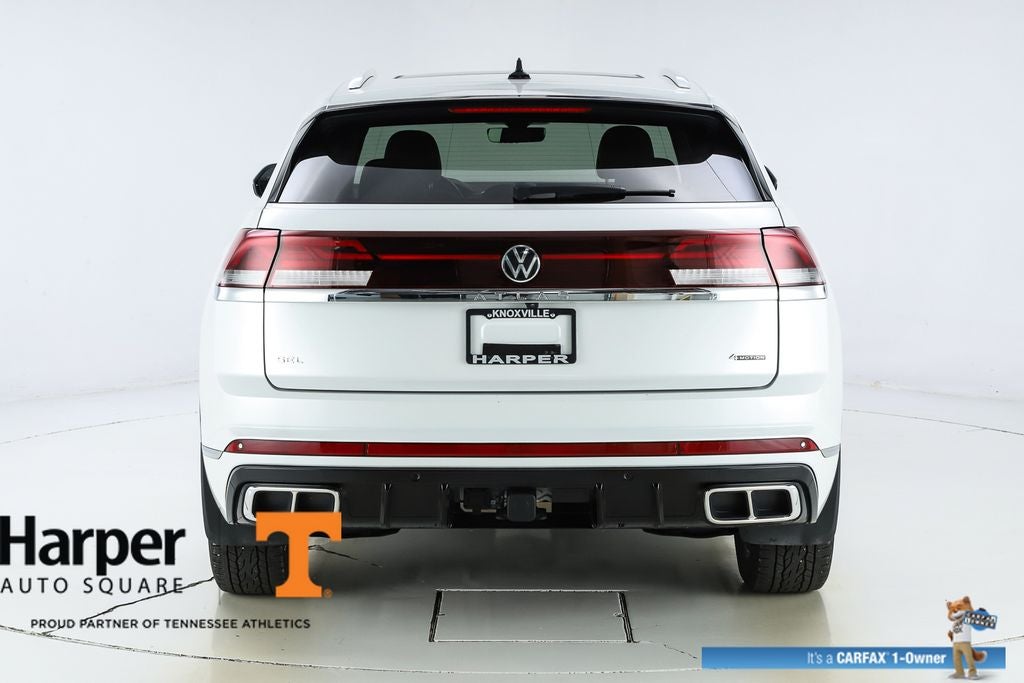 2024 Volkswagen Atlas Cross Sport 2.0T SEL R-Line