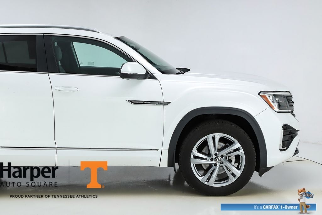 2024 Volkswagen Atlas Cross Sport 2.0T SEL R-Line