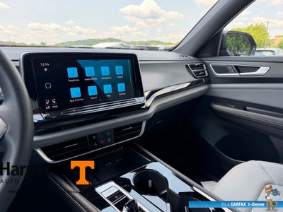 2025 Volkswagen Atlas Cross Sport 2.0T SEL R-Line Black