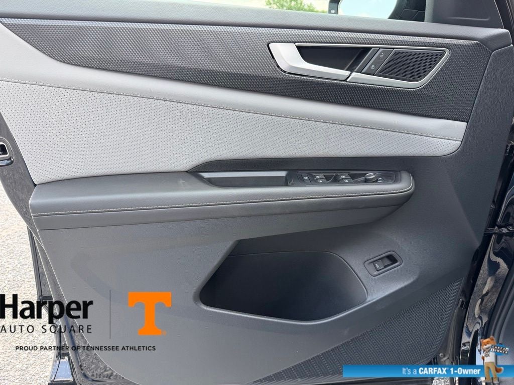 2025 Volkswagen Atlas Cross Sport 2.0T SEL R-Line Black