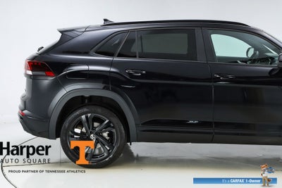 2025 Volkswagen Atlas Cross Sport 2.0T SEL R-Line Black
