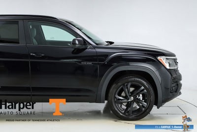 2025 Volkswagen Atlas Cross Sport 2.0T SEL R-Line Black