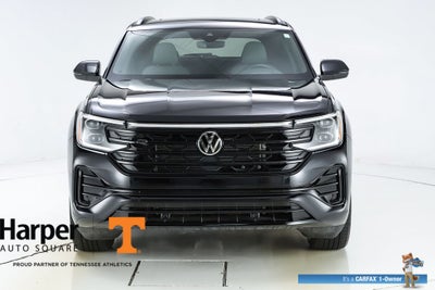 2025 Volkswagen Atlas Cross Sport 2.0T SEL R-Line Black