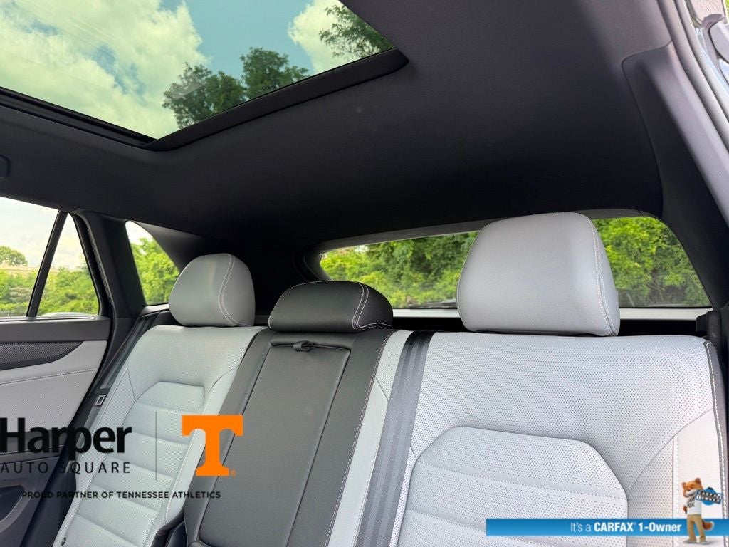 2025 Volkswagen Atlas Cross Sport 2.0T SEL R-Line Black