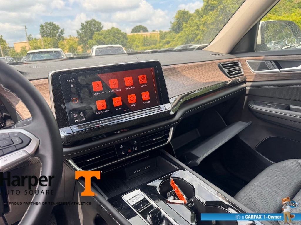 2025 Volkswagen Atlas 2.0T SEL