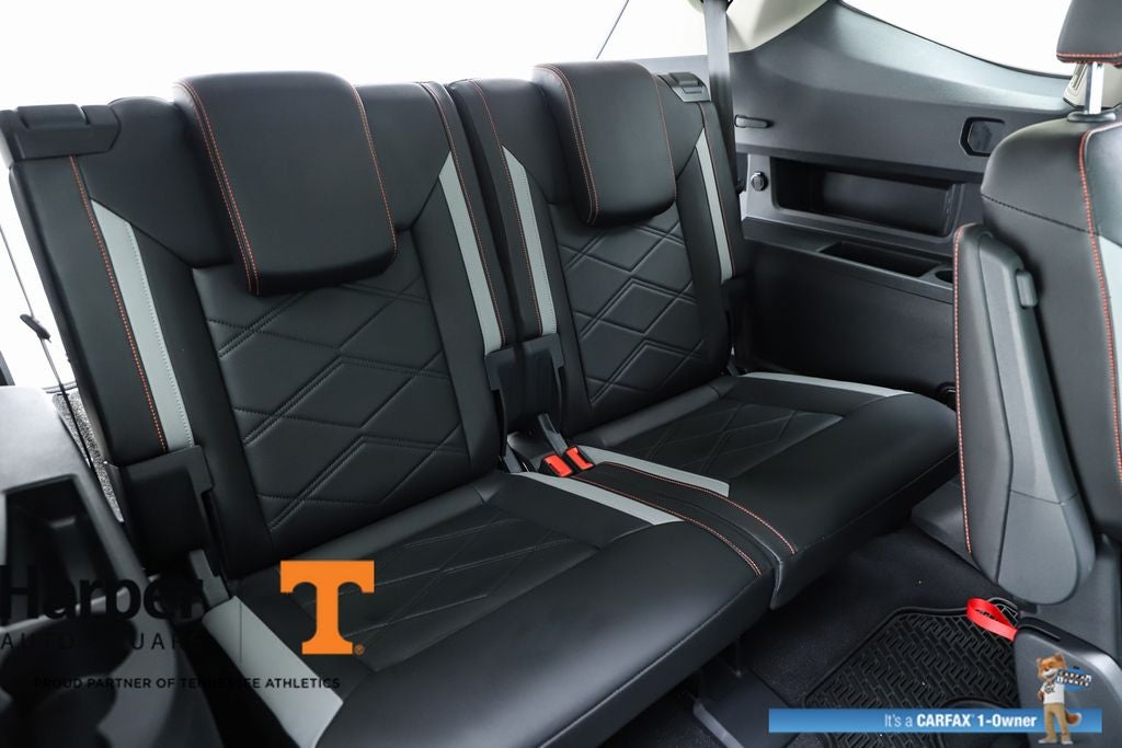 2024 Volkswagen Atlas 2.0T Peak Edition SE w/Technology