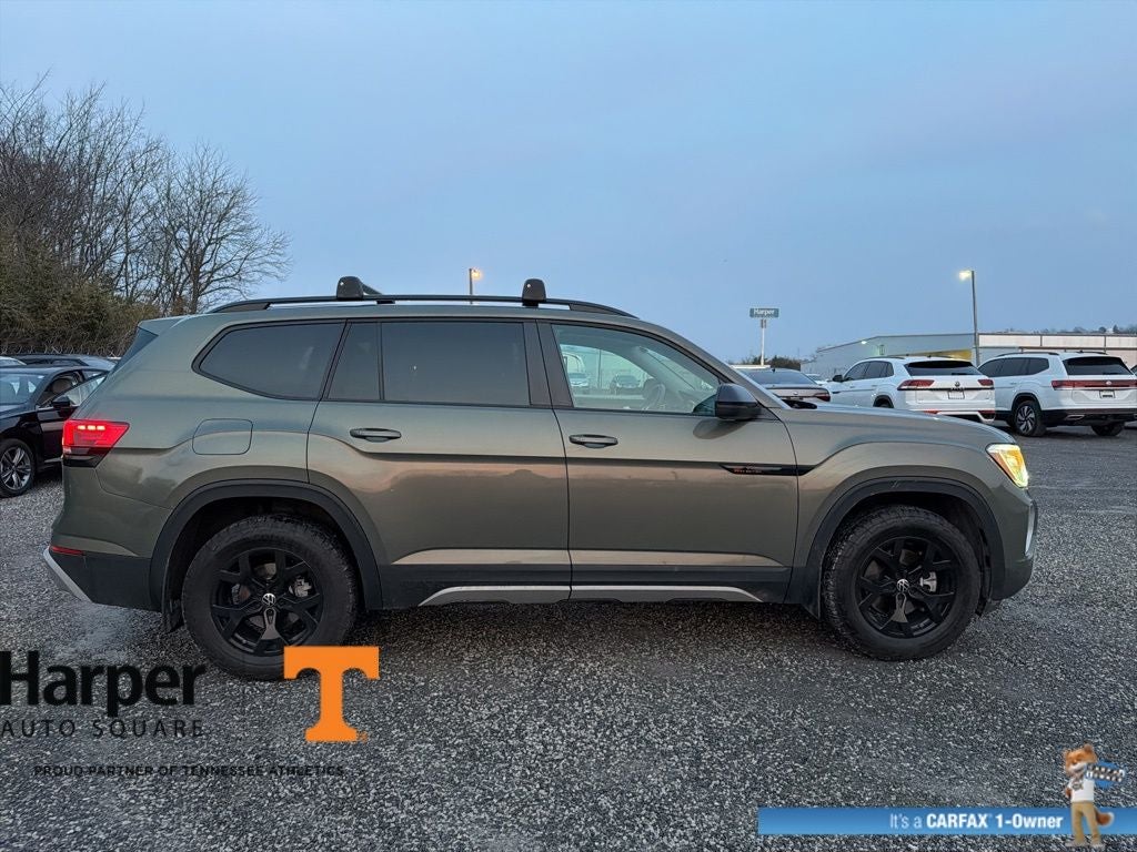 2024 Volkswagen Atlas 2.0T Peak Edition SE w/Technology