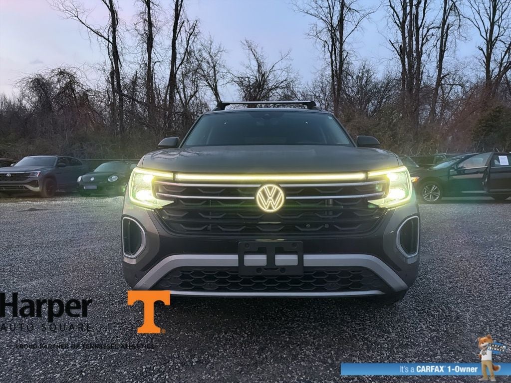 2024 Volkswagen Atlas 2.0T Peak Edition SE w/Technology