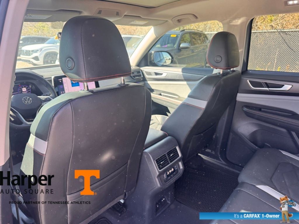 2024 Volkswagen Atlas 2.0T Peak Edition SE w/Technology