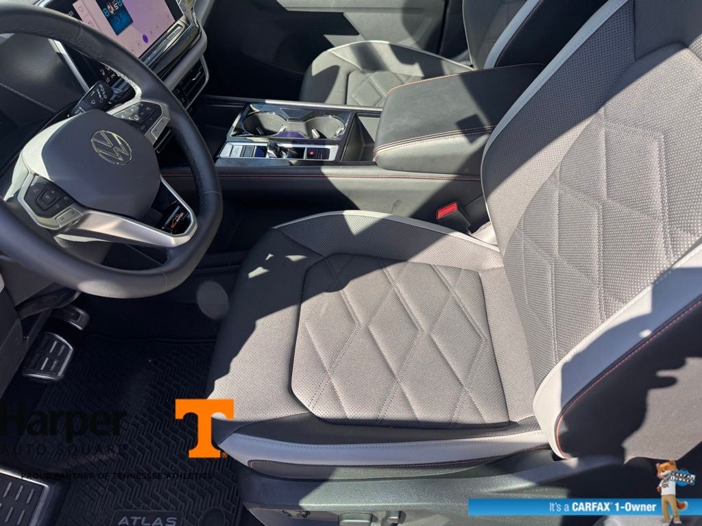 2024 Volkswagen Atlas 2.0T Peak Edition SE w/Technology