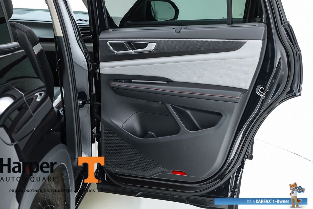 2024 Volkswagen Atlas 2.0T Peak Edition SE w/Technology