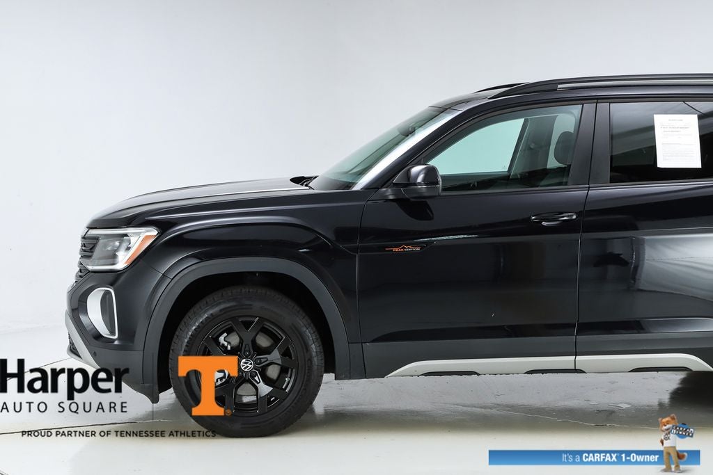2024 Volkswagen Atlas 2.0T Peak Edition SE w/Technology