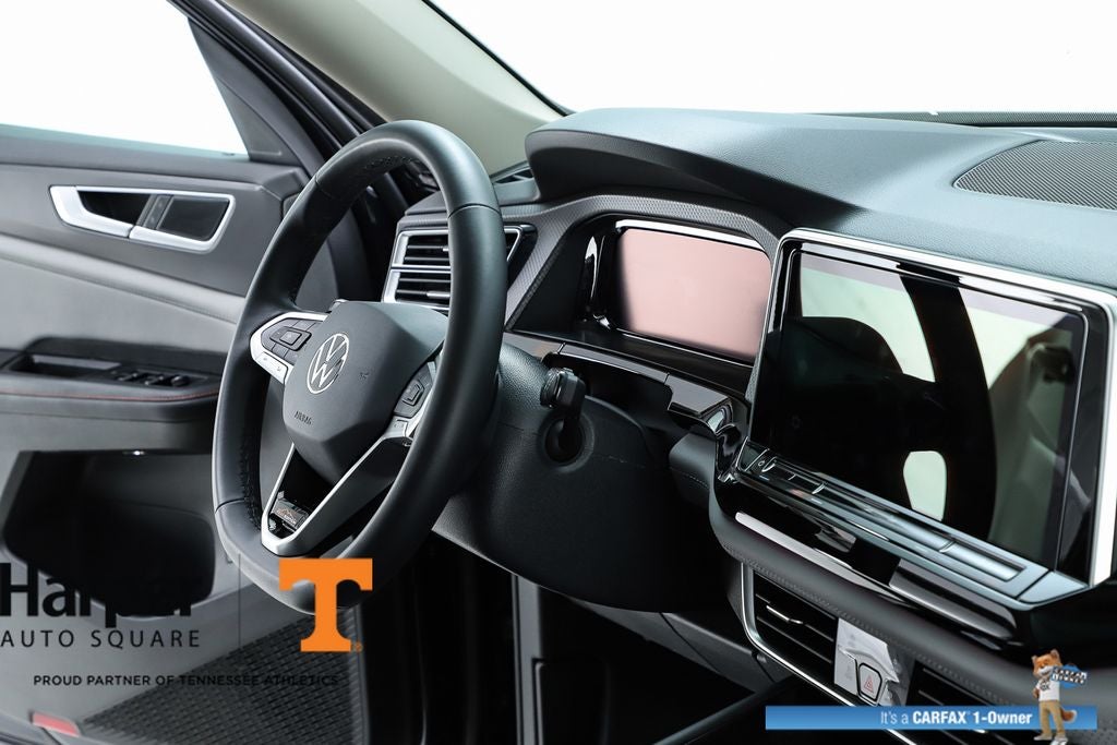 2024 Volkswagen Atlas 2.0T Peak Edition SE w/Technology