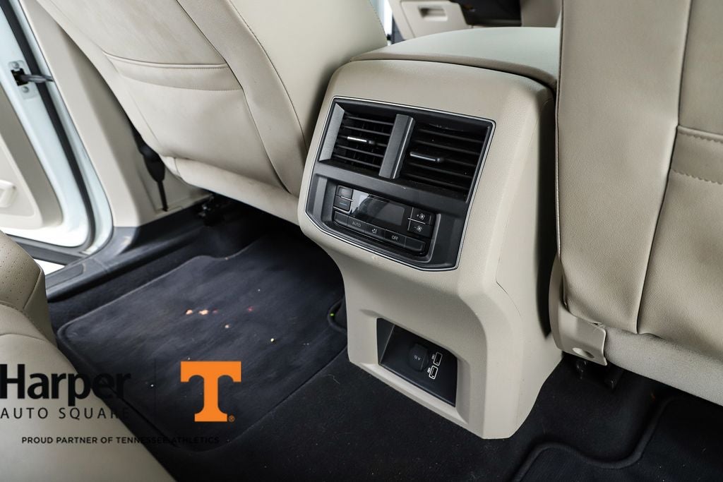 2018 Volkswagen Atlas 2.0T SE w/Technology