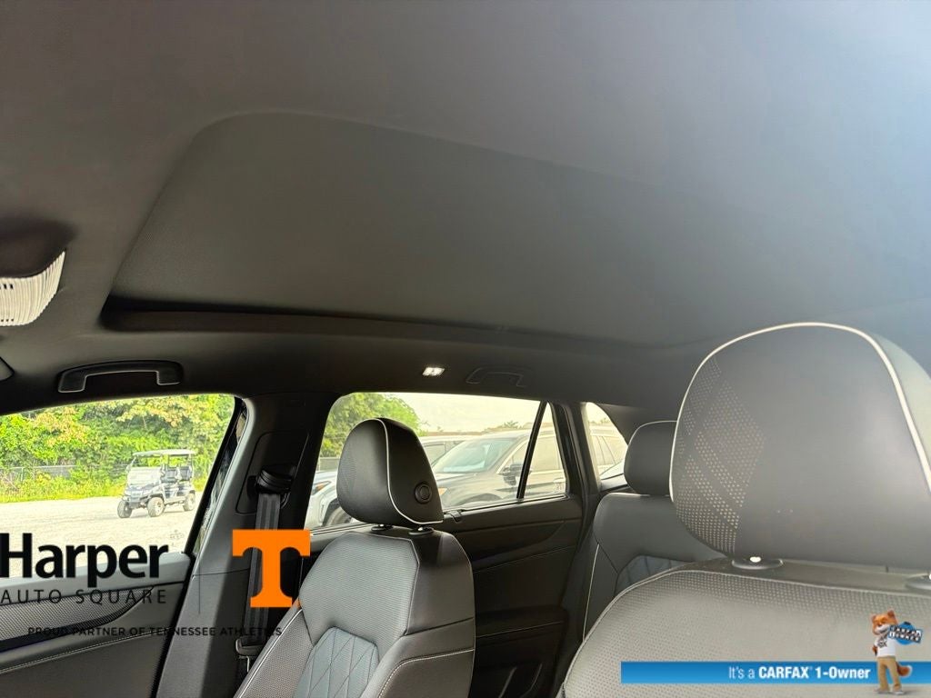 2025 Volkswagen Atlas Cross Sport 2.0T SEL Premium R-Line