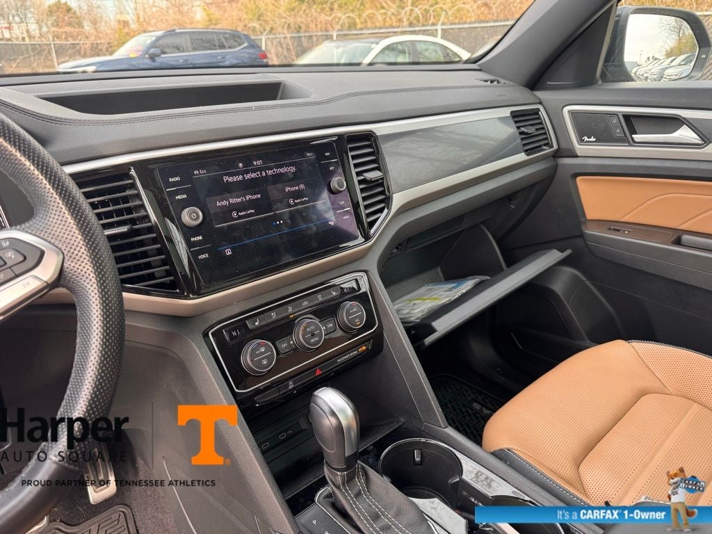 2022 Volkswagen Atlas Cross Sport 3.6L V6 SEL Premium R-Line