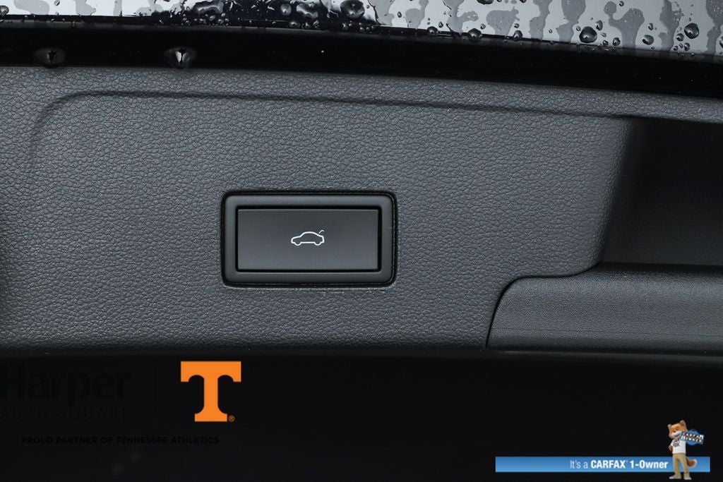 2022 Volkswagen Atlas Cross Sport 3.6L V6 SEL Premium R-Line