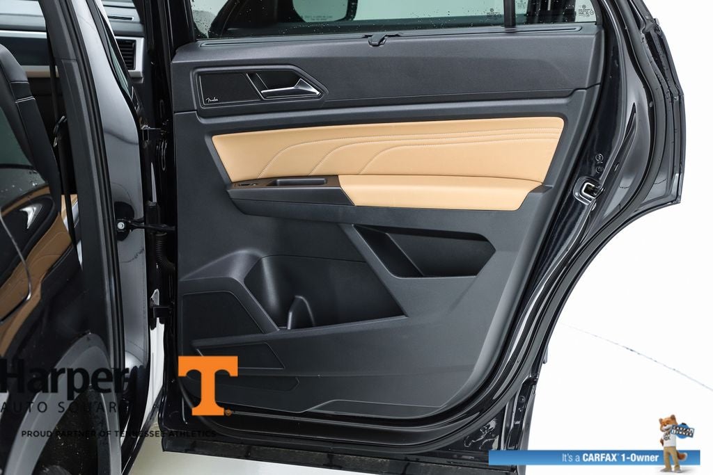 2022 Volkswagen Atlas Cross Sport 3.6L V6 SEL Premium R-Line