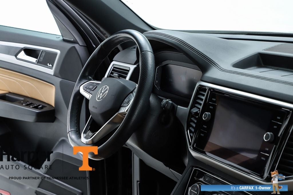 2022 Volkswagen Atlas Cross Sport 3.6L V6 SEL Premium R-Line