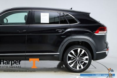 2022 Volkswagen Atlas Cross Sport 3.6L V6 SEL Premium R-Line