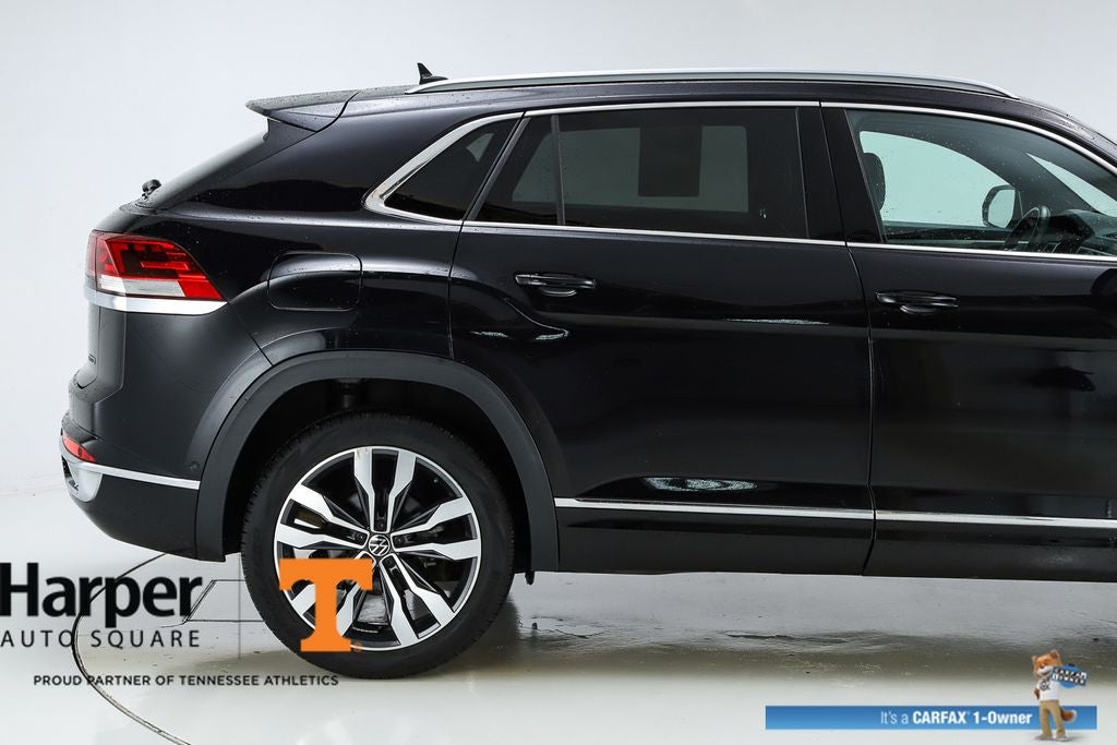 2022 Volkswagen Atlas Cross Sport 3.6L V6 SEL Premium R-Line