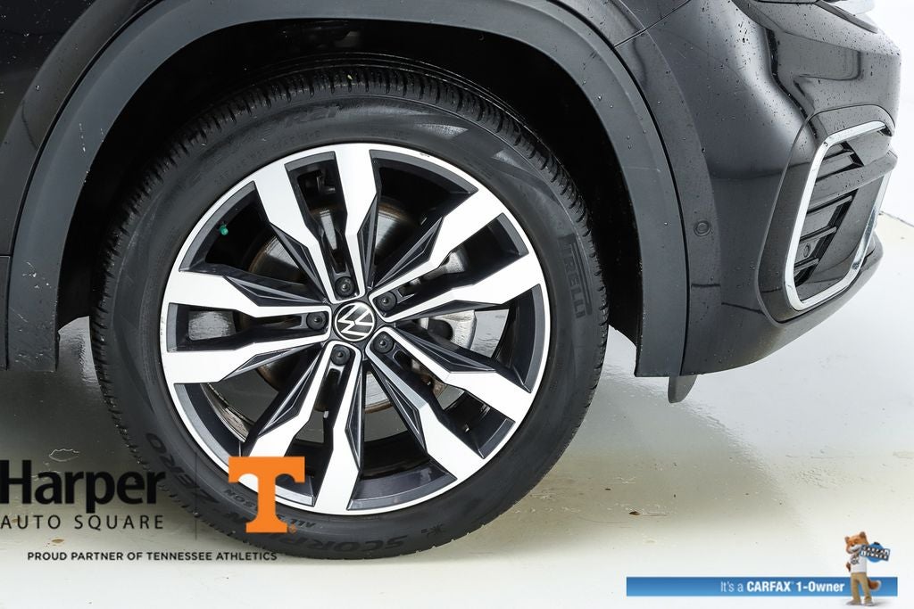 2022 Volkswagen Atlas Cross Sport 3.6L V6 SEL Premium R-Line