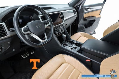 2022 Volkswagen Atlas Cross Sport 3.6L V6 SEL Premium R-Line