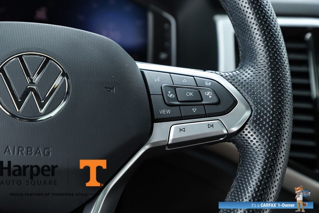 2022 Volkswagen Atlas Cross Sport 3.6L V6 SEL Premium R-Line