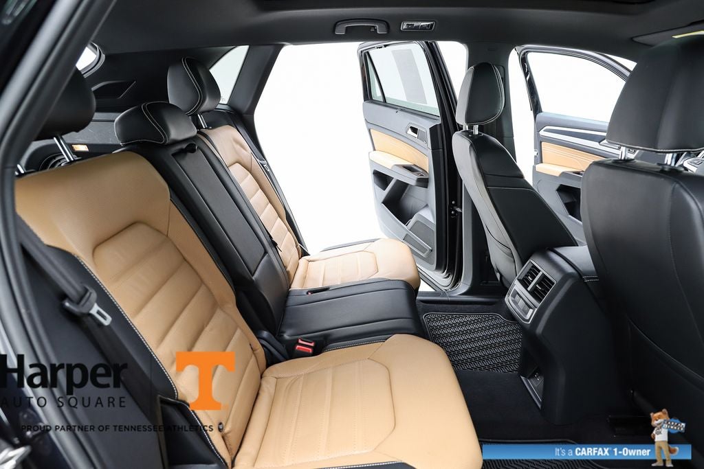 2022 Volkswagen Atlas Cross Sport 3.6L V6 SEL Premium R-Line