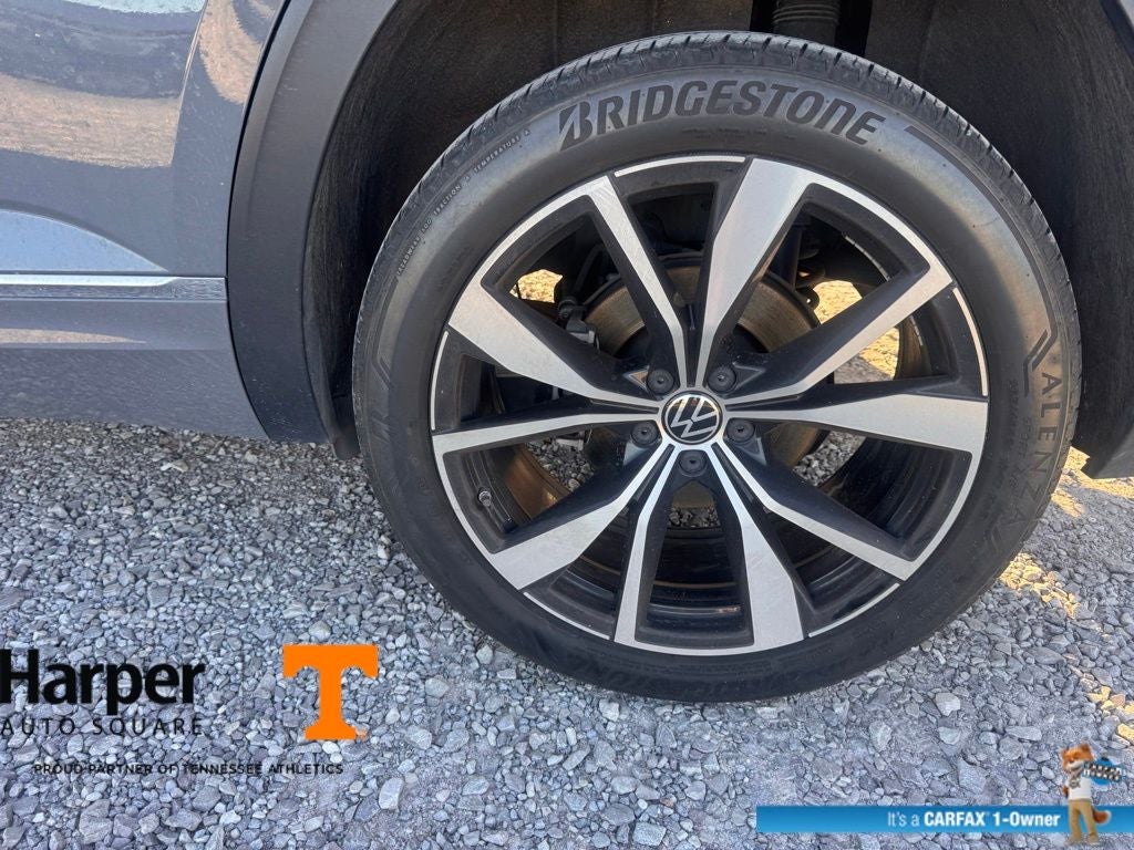 2024 Volkswagen Atlas Cross Sport 2.0T SEL Premium R-Line