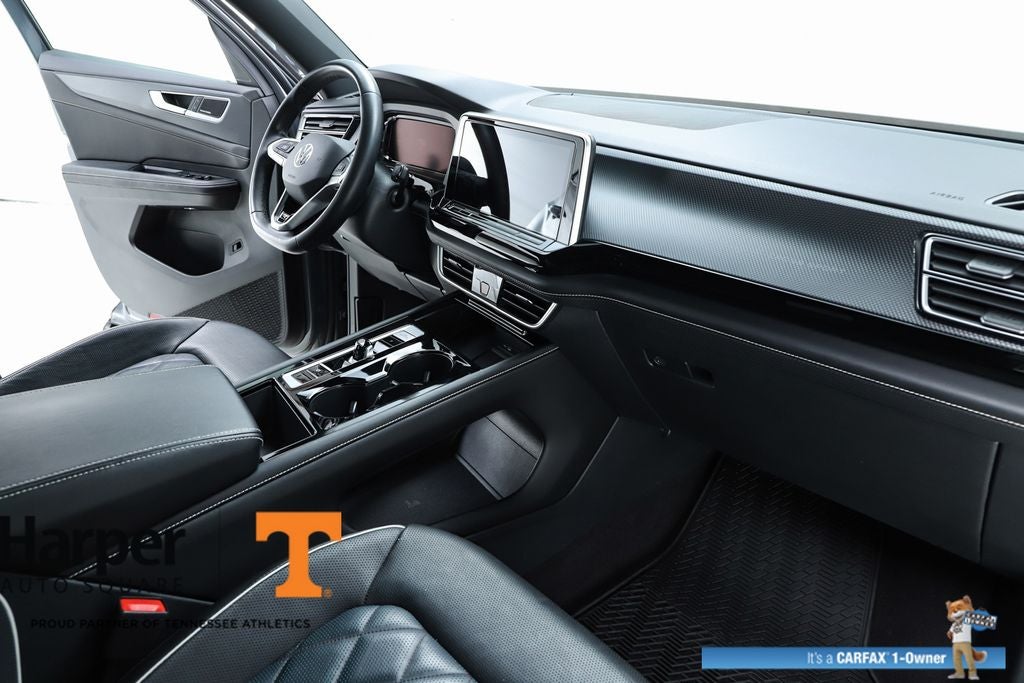 2024 Volkswagen Atlas Cross Sport 2.0T SEL Premium R-Line