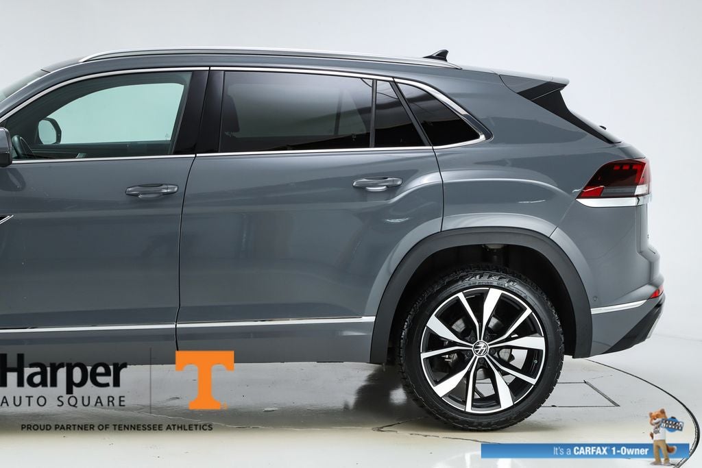 2024 Volkswagen Atlas Cross Sport 2.0T SEL Premium R-Line